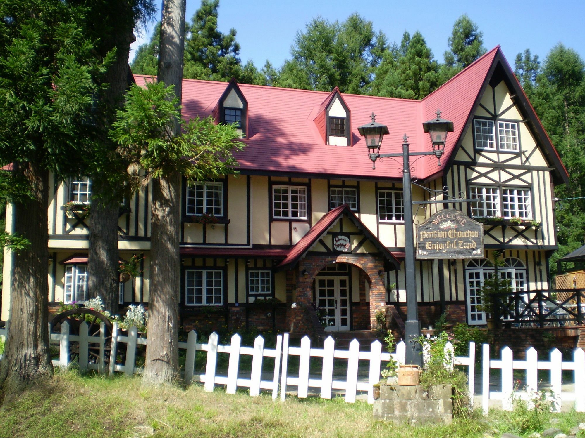 Bed and Breakfast ペンション ちゃうちゃう Hakuba Esterno foto